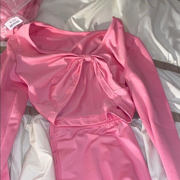 Super cute matching two piece set - Picture 3 of 3